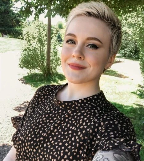 short haircuts for straight hair